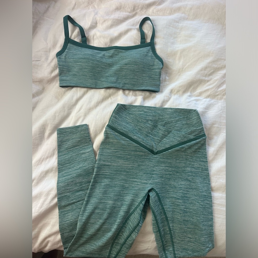 Vitality Daydream workout set evergreen